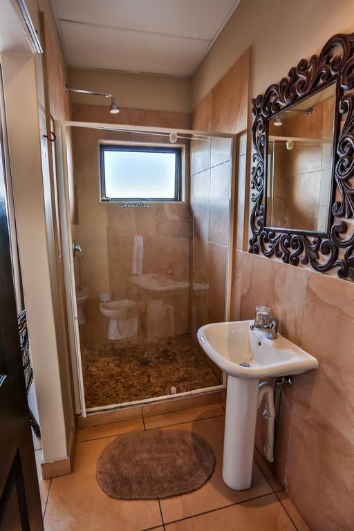 Zimbali View Eco Guesthouse บัลลิโต ภายนอก รูปภาพ